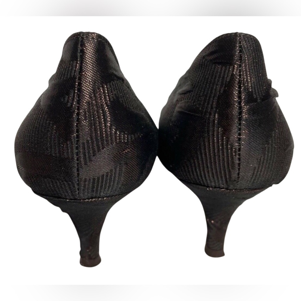 Bettye Muller Metallic Brown SZ. 6.5 Made In ITALY Elegance Kitten Heels Beaded - Picture 7 of 12